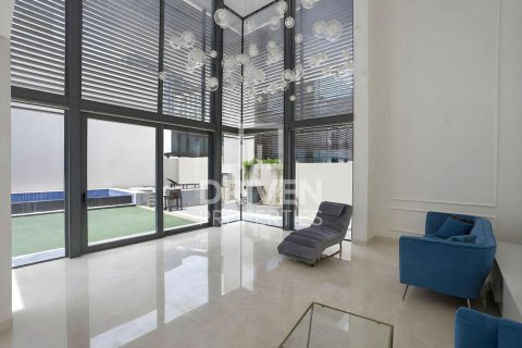 Villa en alquiler en Mohammed Bin Rashid City, Dubai, EAU 4 dormitorios, 559.09 m2 № 745214 - foto 2
