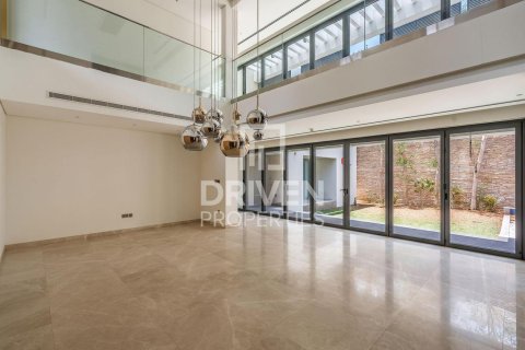 Vila di Mohammed Bin Rashid City, Dubai, UEA 5 kamar tidur, 745.83 m2 nomor 745215 - foto 2