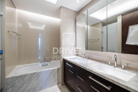 Downtown Dubai (Downtown Burj Dubai), Dubai, UAE의 임대용 아파트 침실 2개, 157.94제곱미터 번호 745216 - 사진 12