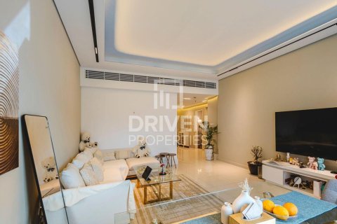 Business Bay, Dubai, UAE의 임대용 아파트 침실 2개, 123.75제곱미터 번호 745212 - 사진 5