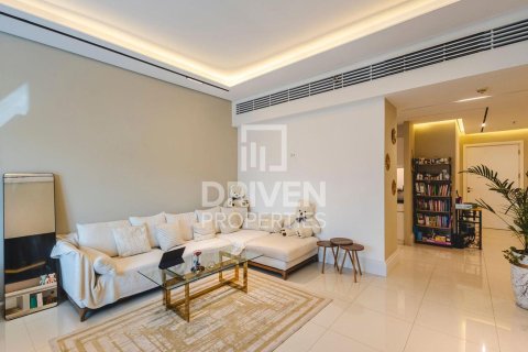 Business Bay, Dubai, UAE의 임대용 아파트 침실 2개, 123.75제곱미터 번호 745212 - 사진 7