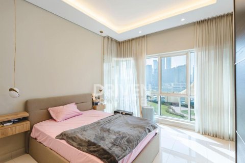 Business Bay, Dubai, UAE의 임대용 아파트 침실 2개, 123.75제곱미터 번호 745212 - 사진 9