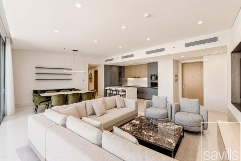 דירה להשכרה ב Dubai Marina, Dubai, איחוד האמירויות 3 חדרי שינה, 241.08 מ"ר, מספר 747667 - תמונה 2