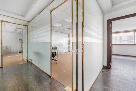 Kontor uthyres i Sheikh Zayed Road, Dubai, UAE 182.2 kvm Nr. 663110 - fotografi 3