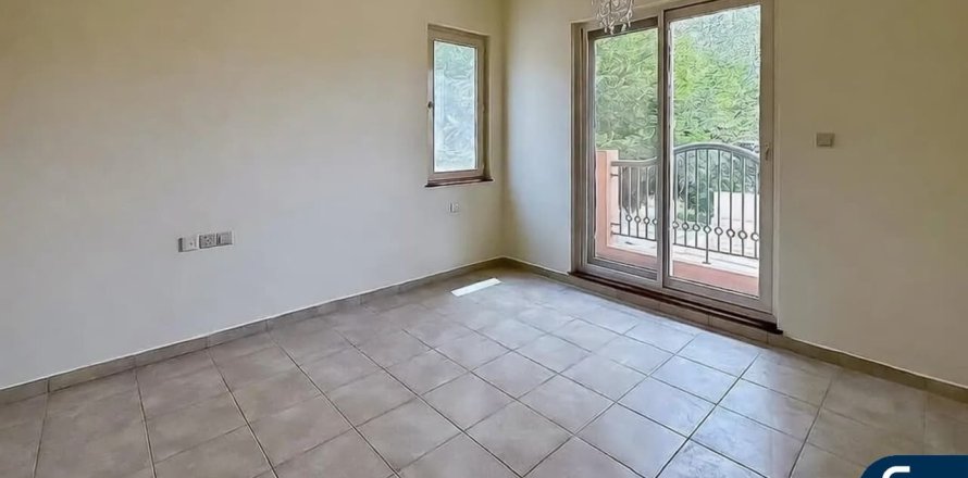 Maison de ville à Dubai Sports City, Dubai, EAU: 4 chambres, 250 m2 № 698259