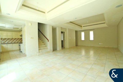 Maison de ville à louer à Dubai Sports City, Dubai, EAU 4 chambres, 250 m2 № 698259 - photo 15