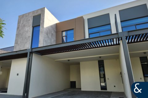 Vilë në Arabian Ranches 3, Dubai, Emiratet e Bashkuara Arabe 3 dhoma gjumi, 180 m2. № 698263 - Foto 2