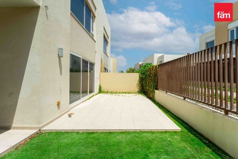 Apartmen di Dubai, UAE 2 bilik tidur, 169 meter persegi № 687618 - foto 4