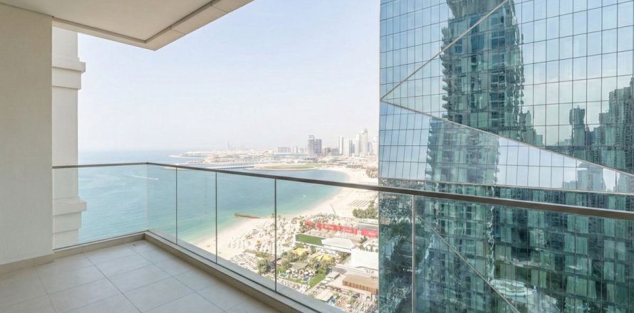 Apartment in Dubai, UAE 2 bedrooms, 131.1 sq.m. № 687616