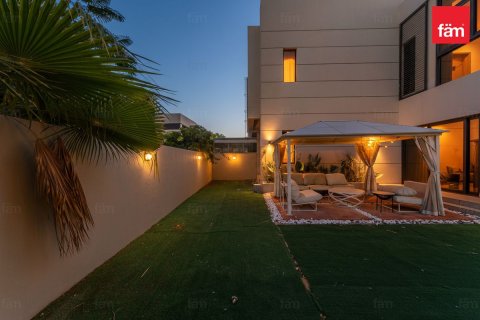 Rekkehus til leie i Dubai, Emiratene 3 soverom, 326.7 kvm Nr. 687621 - Foto 6