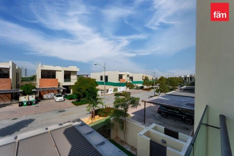 Kaupunkipientalo Dubai, Arabiemiraatit 3 makuuhuonetta, 326.8 m2 № 687621 - kuva 15