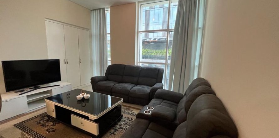 Apartament în Business Bay, Dubai, EAU 2 dormitoare, 90 mp.  №687619