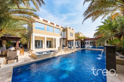 Villa en venta en Mudon, Dubai, EAU 5 dormitorios, 529.55 m2 № 739195 - foto 17