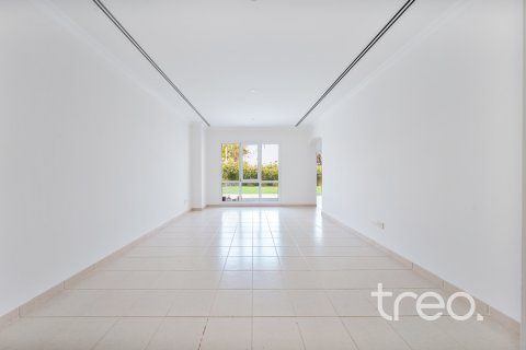 Villa en venta en Meadows, Dubai, EAU 5 dormitorios, 342.53 m2 № 739194 - foto 4