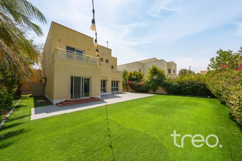 Villa en venta en Meadows, Dubai, EAU 5 dormitorios, 342.53 m2 № 739194 - foto 19