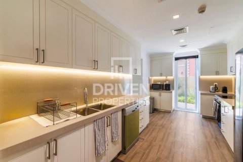 Villa à louer à Jumeirah, Dubai, EAU 5 chambres, 757 m2 № 684522 - photo 23