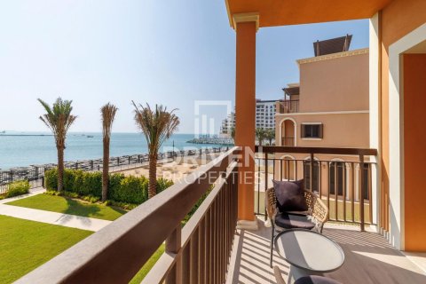 Villa à louer à Jumeirah, Dubai, EAU 5 chambres, 757 m2 № 684522 - photo 26