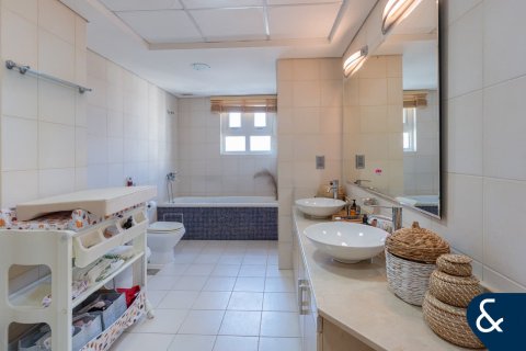 Apartmen di Palm Jumeirah, Dubai, UAE 3 bilik tidur, 203 meter persegi № 685027 - foto 7