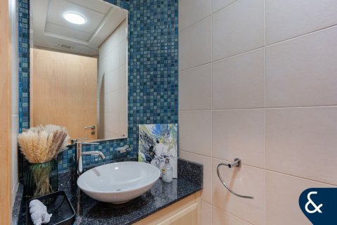 Apartmen di Palm Jumeirah, Dubai, UAE 3 bilik tidur, 203 meter persegi № 685027 - foto 14