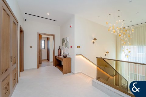 Vila v Jumeirah Golf Estates, Dubai, SAE 5 ložnice, 490 m² Č.: 685029 - fotografie 6