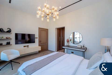 Vila v Jumeirah Golf Estates, Dubai, SAE 5 ložnice, 490 m² Č.: 685029 - fotografie 16