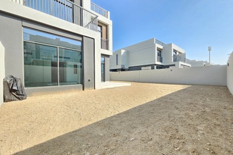 Vilë në Dubai South (Dubai World Central), Emiratet e Bashkuara Arabe 4 dhoma gjumi, 306.39409400 m2. № 699402 - Foto 8