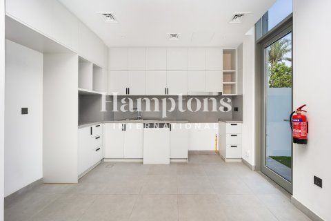 טאונהאוס להשכרה ב Arabian Ranches 3, Dubai, איחוד האמירויות  3 חדרי שינה, 144.83577700 מ"ר, מספר 699403 - תמונה 8