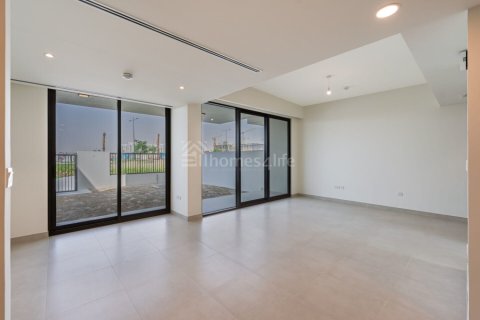 Vilë në Town Square, Dubai, Emiratet e Bashkuara Arabe 4 dhoma gjumi, 261 m2. № 714513 - Foto 1