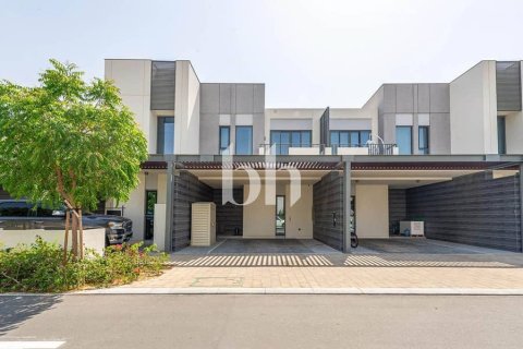 Townhouse de închiriat în Arabian Ranches 3, Dubai, EAU 4 dormitoare, 224 mp.  №643865 - poză 1