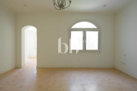 Vila u gradu Jumeirah Golf Estates, Dubai, UAE 6 spavaće sobe, 711 m2 Br. 643864 - Slika 20