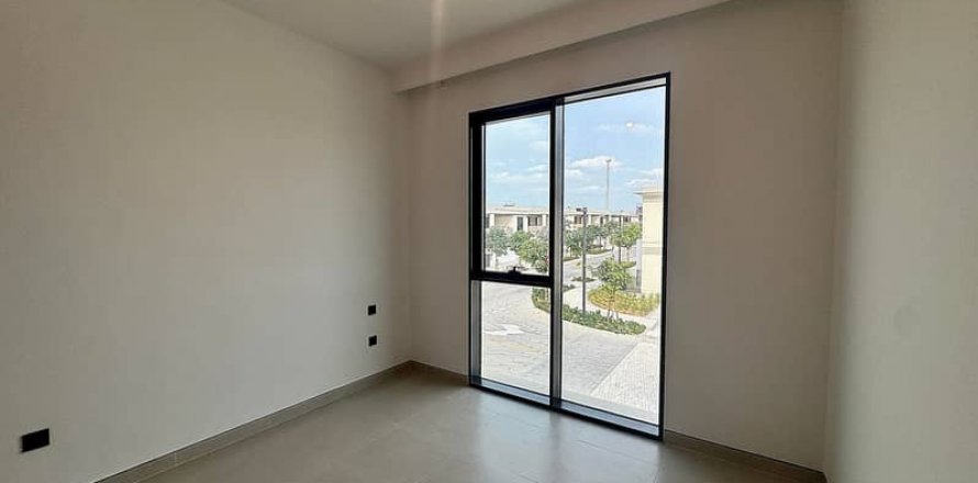 Вилла в Tilal Al Ghaf, Дубай, ОАЭ 4 спальни, 472м2 № 643863