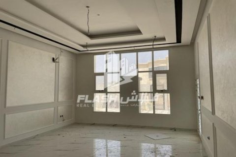 Villa till försäljning i Al Qusaidat, Ras Al Khaimah, UAE 4 sovrum, 1022 kvm Nr. 656897 - fotografi 5