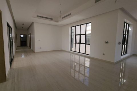 Villa te koop in Al Dhait, Ras Al Khaimah, VAE 6 slaapkamers, 929 vr.m., nr 656895 - foto 8
