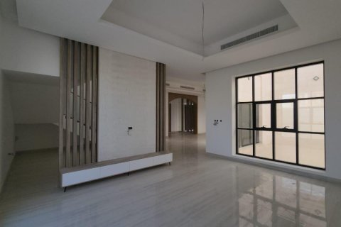Villa te koop in Al Dhait, Ras Al Khaimah, VAE 6 slaapkamers, 929 vr.m., nr 656895 - foto 4