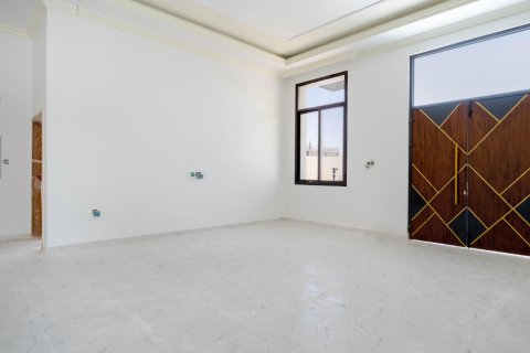 Villa til salg i Seih Al Harf, Ras Al Khaimah, UAE 3 soveværelser, 900 kvm № 656892 - foto 6