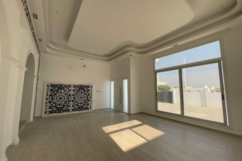 Villa te koop in Al Dhait, Ras Al Khaimah, VAE 3 slaapkamers, 900 vr.m., nr 656893 - foto 8