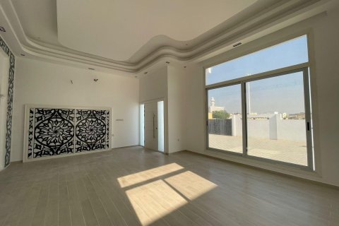 Villa te koop in Al Dhait, Ras Al Khaimah, VAE 3 slaapkamers, 900 vr.m., nr 656893 - foto 9