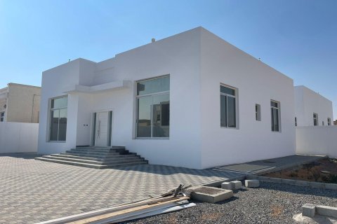 Villa te koop in Al Dhait, Ras Al Khaimah, VAE 3 slaapkamers, 900 vr.m., nr 656893 - foto 5