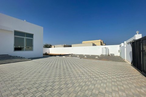 Villa te koop in Al Dhait, Ras Al Khaimah, VAE 3 slaapkamers, 900 vr.m., nr 656893 - foto 4