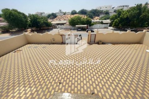 Villa te koop in Al Dhait, Ras Al Khaimah, VAE 5 slaapkamers, 1486 vr.m., nr 656898 - foto 29
