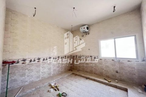 Villa te koop in Al Dhait, Ras Al Khaimah, VAE 5 slaapkamers, 1486 vr.m., nr 656898 - foto 9