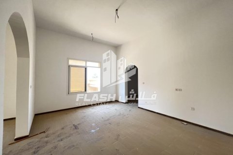 Villa te koop in Al Dhait, Ras Al Khaimah, VAE 5 slaapkamers, 1486 vr.m., nr 656898 - foto 26