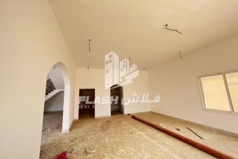 Villa te koop in Al Dhait, Ras Al Khaimah, VAE 5 slaapkamers, 1486 vr.m., nr 656898 - foto 7