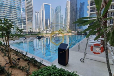 Apartment in Business Bay, Dubai, UAE 1 bedroom, 43.5 sq.m. № 258732 - photo 9