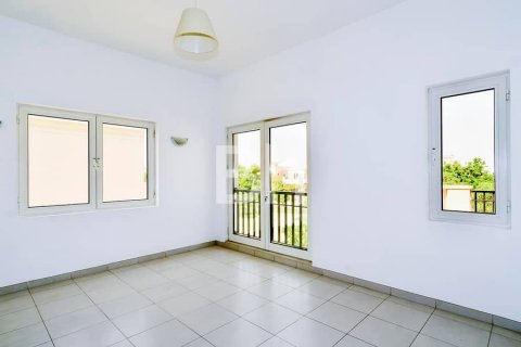 Vila u gradu The Villa, Dubai, UAE 5 spavaće sobe, 334 m2 Br. 642458 - Slika 15