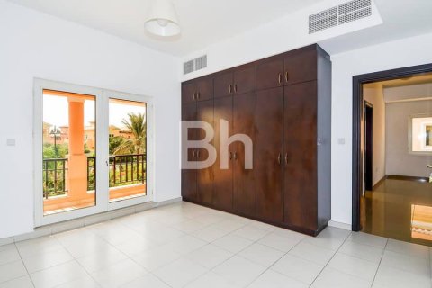 Vila u gradu The Villa, Dubai, UAE 5 spavaće sobe, 334 m2 Br. 642458 - Slika 11
