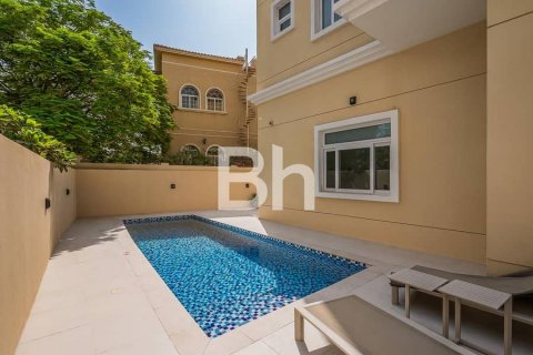 Vila u gradu The Villa, Dubai, UAE 5 spavaće sobe, 639 m2 Br. 642461 - Slika 18