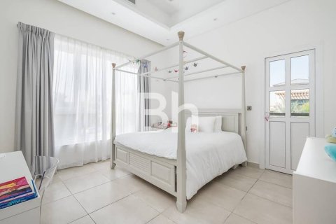 Vila u gradu The Villa, Dubai, UAE 5 spavaće sobe, 639 m2 Br. 642461 - Slika 14