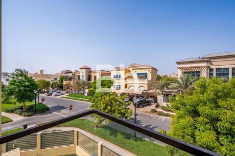 Vila u gradu The Villa, Dubai, UAE 5 spavaće sobe, 639 m2 Br. 642461 - Slika 17