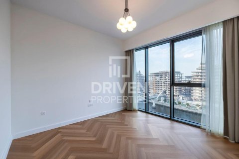 Huoneisto Al Wasl, Dubai, Arabiemiraatit 3 makuuhuonetta, 186.55 m2 № 745720 - kuva 13